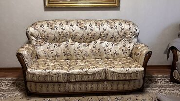 офисные кресла бишкек бу: Комплект мягкой мебели, состоящий из трехместного дивана (выдвижной)