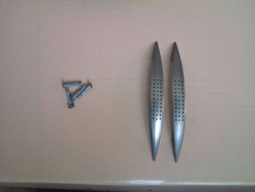 Фурнитура для мебели: Отдам за символическую цену. Петли, ручки, крепления, ножки, крючки — 5