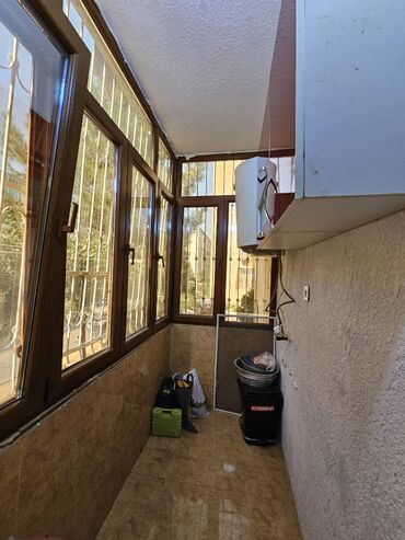 Yeni tikili: Ev yerlesir qurtulus 93 de 1 ci mertebedi Kupcalidi 2 otaq tam temirli — 9