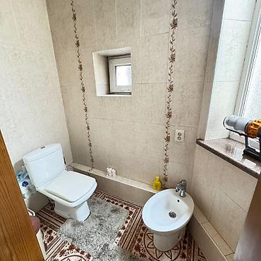Долгосрочная аренда домов: 210 м², 6 комнат — 12