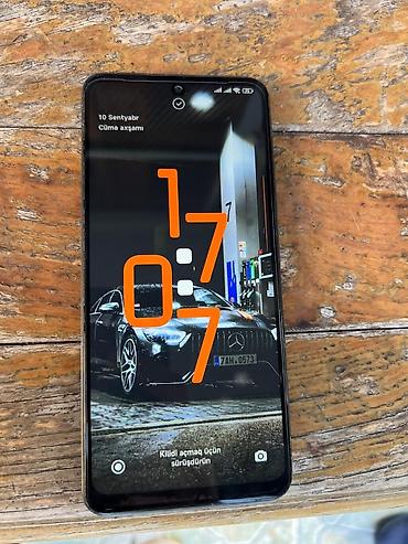 70 manata telfon: Poco rəng - Qara, Sensor — 5