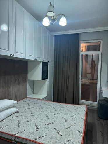 Mənzil kirayələyirəm: 3 otaqlı, 90 kv. m — 10