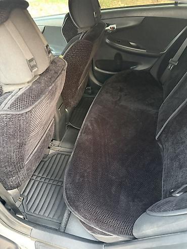 Toyota: Toyota Corolla: 2010 г., 1.6 л, Механика, Бензин, Седан — 7