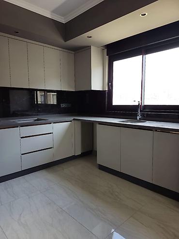 Продажа квартир: 3 комнаты, 120 м² — 8