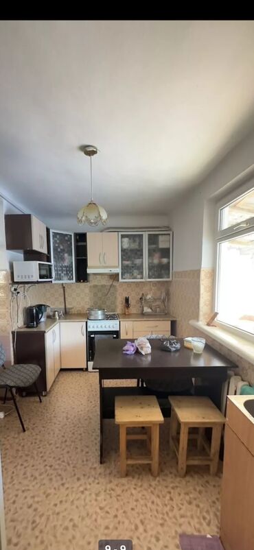 сдается квартира в частном доме: 55 м², 3 комнаты, Парковка, Сарай, Забор, огорожен at lalafo.kg сдается квартира в частном доме: 55 м², 3 комнаты, Парковка, Сарай, Забор, огорожен