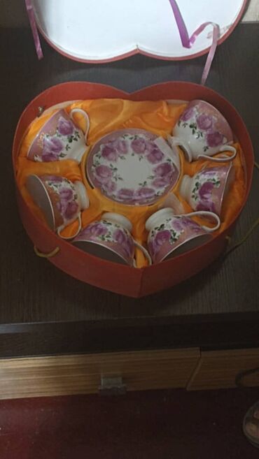 богемия посуда бишкек: Продаю чайный набор, 6 чашечек, 6 блюдечке. находимся в Маевке