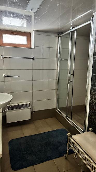 Долгосрочная аренда домов: 150 м², 4 комнаты — 14