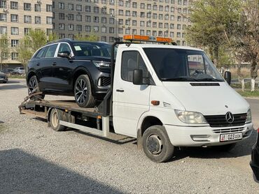жук ташуучу машина: Көтөргүсү менен, Гидроманипулятору менен, Кыймылдуу платформасы менен