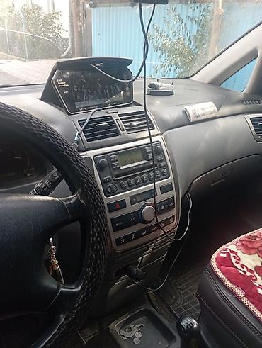 камри 50 европеец салон: Toyota Avensis Verso: 2003 г., 2 л, Механика, Дизель, Минивэн — 10