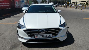 электромобиль neta: Hyundai Sonata: 2021 г., 2 л, Автомат, Газ