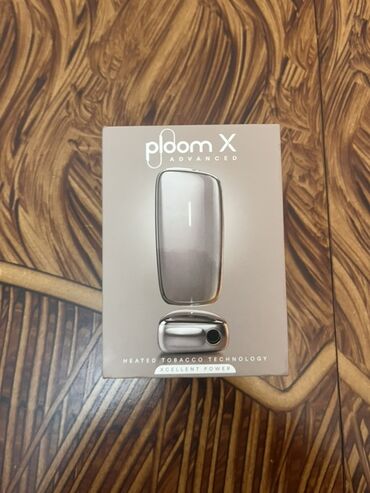 Qəlyan, vayp və aksesuarları: Ploom X Advanced – Heated Tobacco Technology Rəng: Champagne Gold