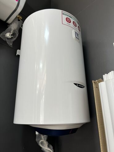 Унитазы: Водонагреватель Ariston Накопительный