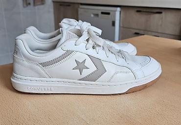 converse canta: Converse Pro Blaze Classic OX uniseks idman ayaqqabısı - Ölçü: 47.5 — 1
