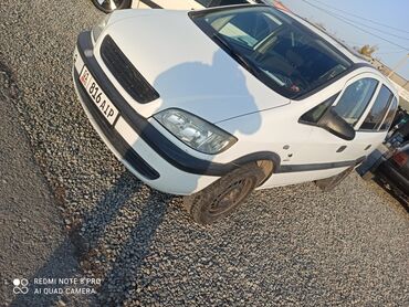 автомобил жаз: Opel Zafira: 2003 г., 1.6 л, Механика, Бензин, Вэн/Минивэн