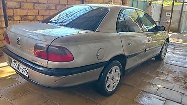 Opel: Opel Omega: 2 l | Sedan — 2