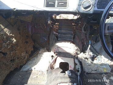 Toyota: Toyota Corolla: 1984 г., 10 л, Автомат, Бензин, Купе — 11
