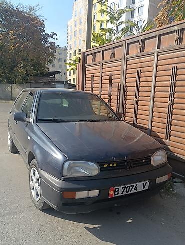 8: Volkswagen Golf: 1993 г., 1.8 л, Механика, Бензин, Хэтчбэк — 2