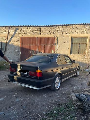 eafc 25: BMW 5 series: 1990 г., Седан — 2