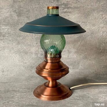 divar üçün işıq: Красивая настольная лампа - залог домашнего уюта. А если лампа ещё и с