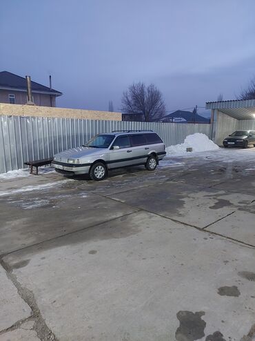 Volkswagen: Volkswagen Passat: 1992 г., 1.8 л, Механика, Бензин, Универсал