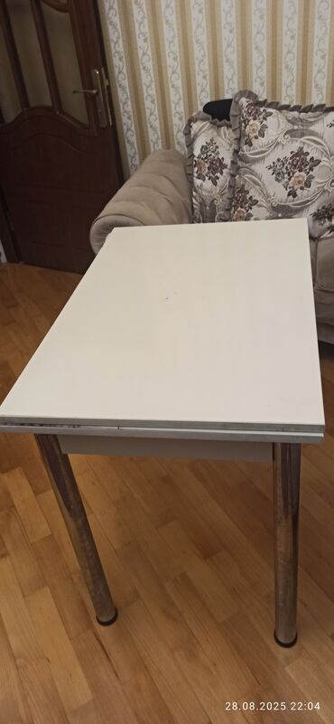 Boşqablar: Mətbəx masası, İşlənmiş, Transformer, Laminat, Dördbucaq masa