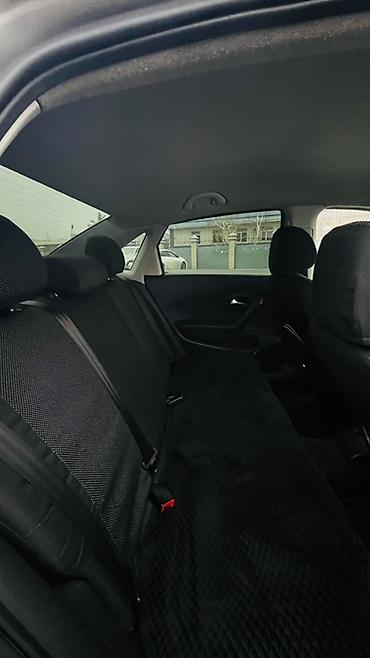 Volkswagen: Volkswagen Polo: 2011 г., 1.6 л, Механика, Бензин, Седан — 9