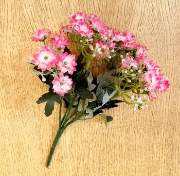 цветок для дома: Цветок - ромашка мелко цвет - букетик, высота 25 см. Муляж