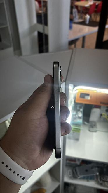Мобильные телефоны и аксессуары: IPhone 15 Pro, 512 ГБ, цвет белый (Natural Titanium/White). состояние — 4