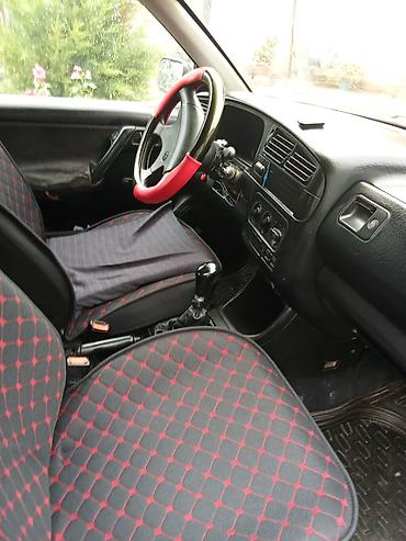резиновое: Volkswagen Golf: 1993 г., 1.6 л, Механика, Бензин, Хэтчбэк — 4