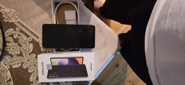 telafonlar: Samsung Galaxy A52 5G, 256 ГБ, цвет - Черный, Отпечаток пальца, Две SIM карты, Face ID