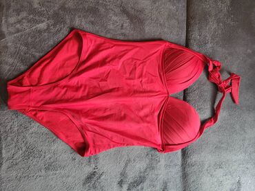 Ženska odeća: XL (EU 42), 2XL (EU 44), bоја - Crvena