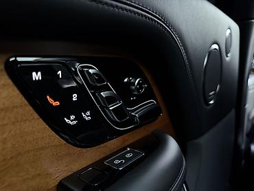 Land Rover: Land Rover Range Rover: 2019 г., 4.4 л, Автомат, Дизель, Внедорожник — 7