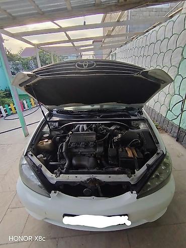 sirvan masin: Toyota Camry: 3 l | 2005 il Sedan — 3