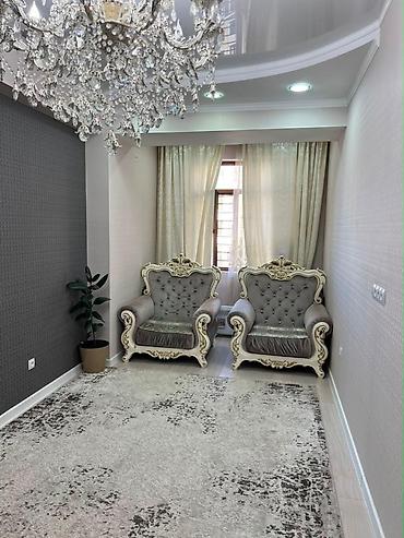 2021: 3 комнаты, 75 м², 10 этаж — 1