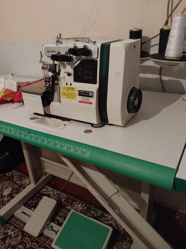 подшивочная швейная машина: Швейная машина Оверлок, Полуавтомат