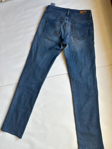Farmerke: LEVIS DEMI CURVE - Fantastične Levis Demi Curve. Stanje odlično na lalafo.rs — 12 Farmerke: LEVIS DEMI CURVE - Fantastične Levis Demi Curve. Stanje odlično — 12