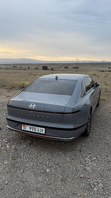 19 5 диски: Hyundai Grandeur: 2023 г., 2.5 л, Автомат, Бензин, Седан — 4