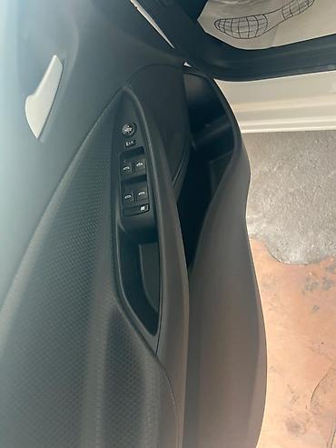 Chevrolet: Chevrolet Onix: 2020 г., 1 л, Автомат, Бензин, Седан — 7