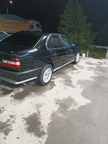 bmw 34 кузов: BMW 5 series: 1992 г., 3 л, Механика, Бензин, Седан