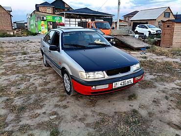 a4 b7: Volkswagen Passat: 1994 г., Седан — 1