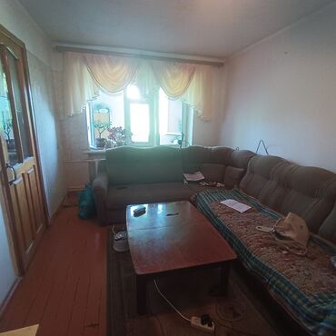 продаю квартиру в городе балыкчы: 3 комнаты, 54 м², Хрущевка, 4 этаж, Старый ремонт