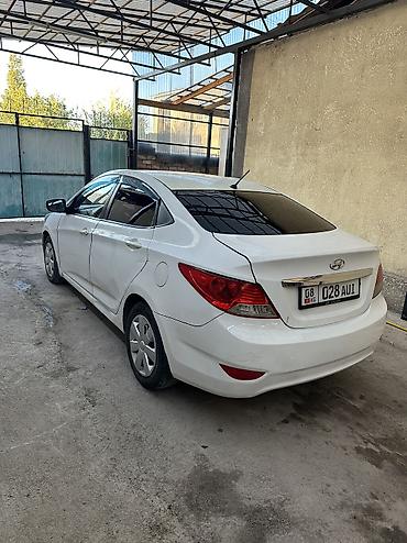 солярис хетчбек: Hyundai Solaris: 2011 г., 1.6 л, Автомат, Бензин, Седан — 4