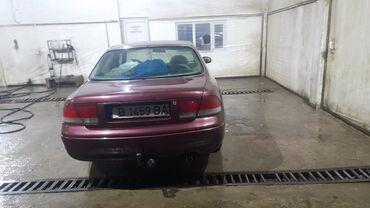 Mazda: Mazda 626: 1994 г., 1.8 л, Механика, Бензин, Седан