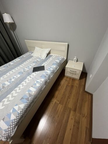 мебель под телевизор: Спальный гарнитур: - Кровать двуспальная (без матраса) 160/200 -