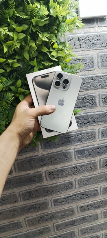 IPhone 15 Pro, 256 GB, Natural Titanium, Face ID