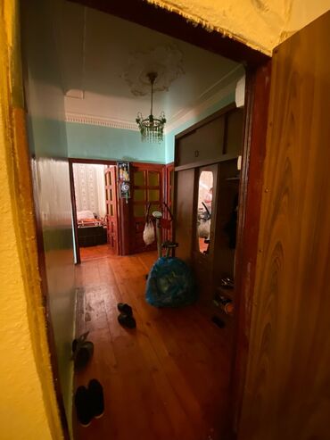 Uzunmüddətli kirayə mənzillər: Yasamal bravo arxasi 9/2 mertebe 2 otaqli tam eşyalı telebe ve ya -da lalafo.az — 2 Uzunmüddətli kirayə mənzillər: Yasamal bravo arxasi 9/2 mertebe 2 otaqli tam eşyalı telebe ve ya — 2