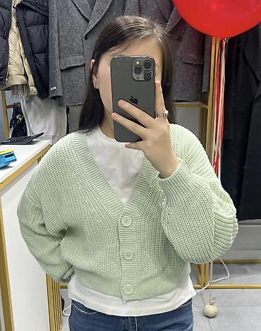 Кофты, свитеры: Кофта, V-образный вырез, Высокая горловина, На пуговицах, Осень-весна, Стандарт — 8