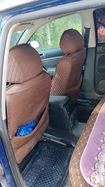 крышка термостат: Volkswagen Passat: 2002 г., 1.8 л, Механика, Бензин, Универсал — 3