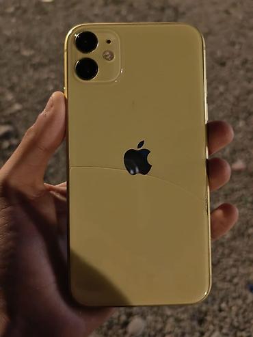 playstation 3 satilir: IPhone 11, Sarı, Qırıq — 1