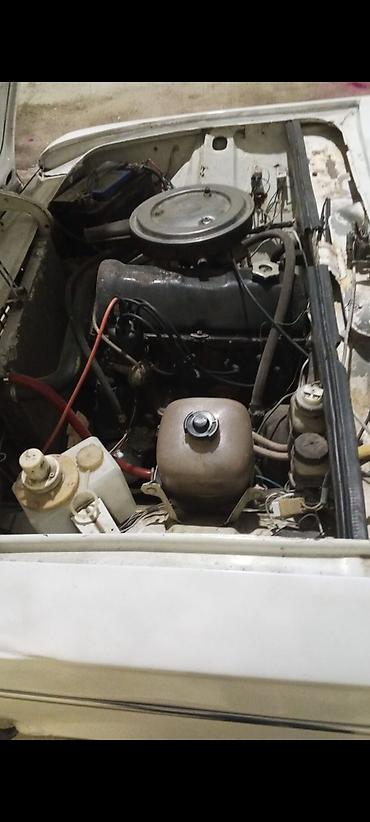 matrix fara: VAZ 2106 sedan – ağ rəng, arxa ötürücülü klassik model. Texniki — 2